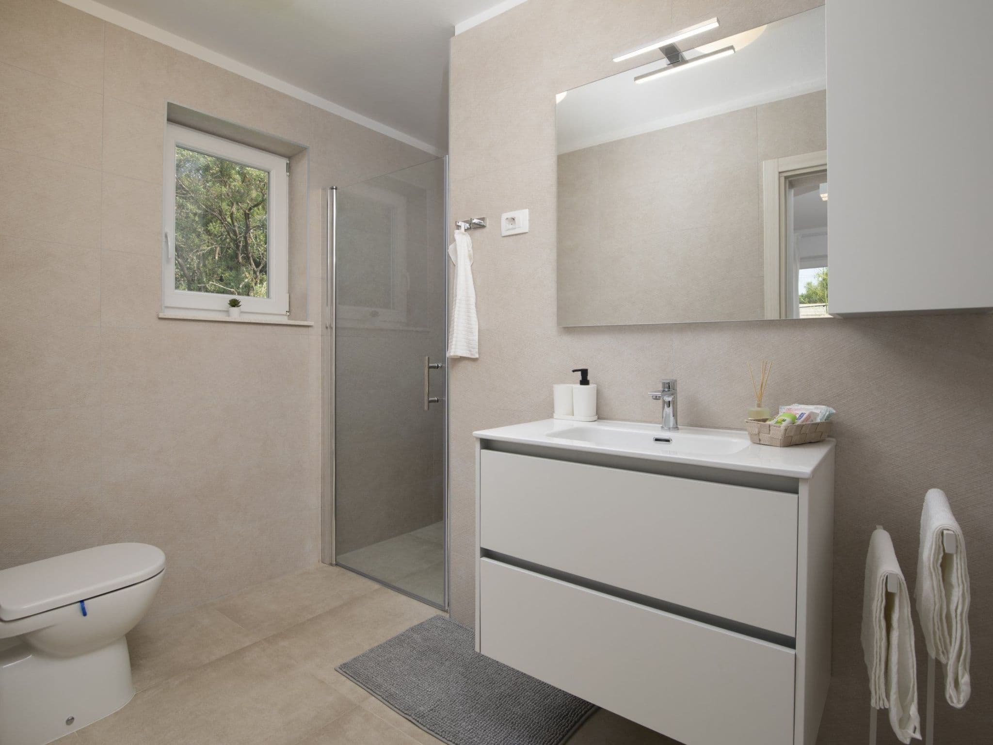 Bathroom / Wellness
