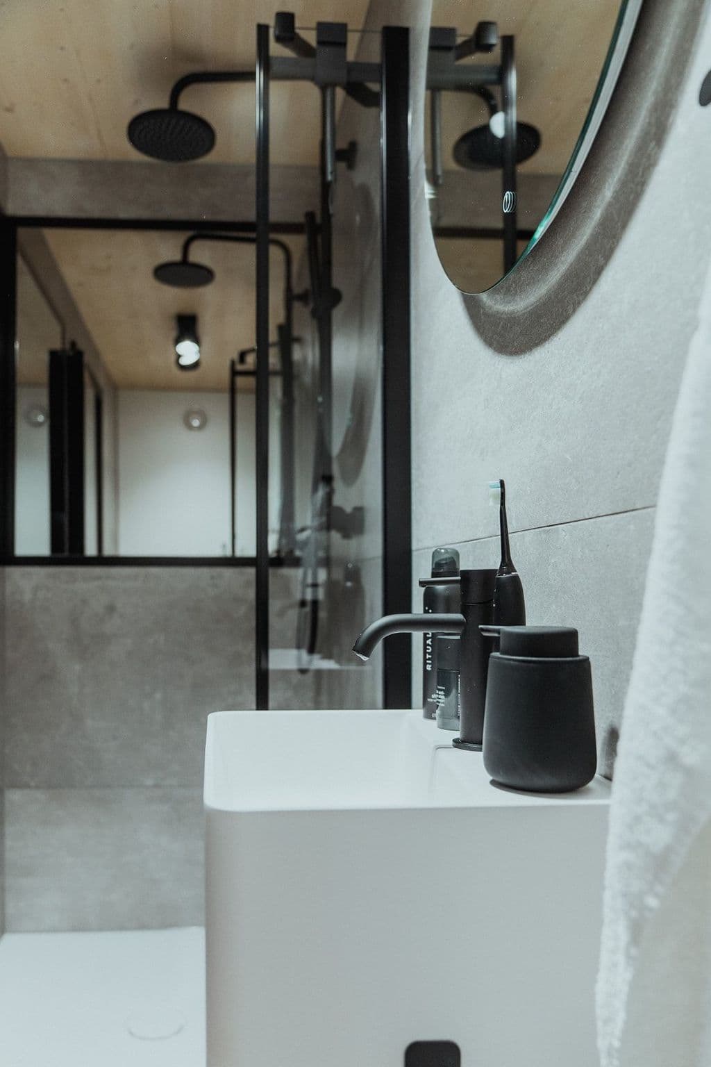 Bathroom / Wellness