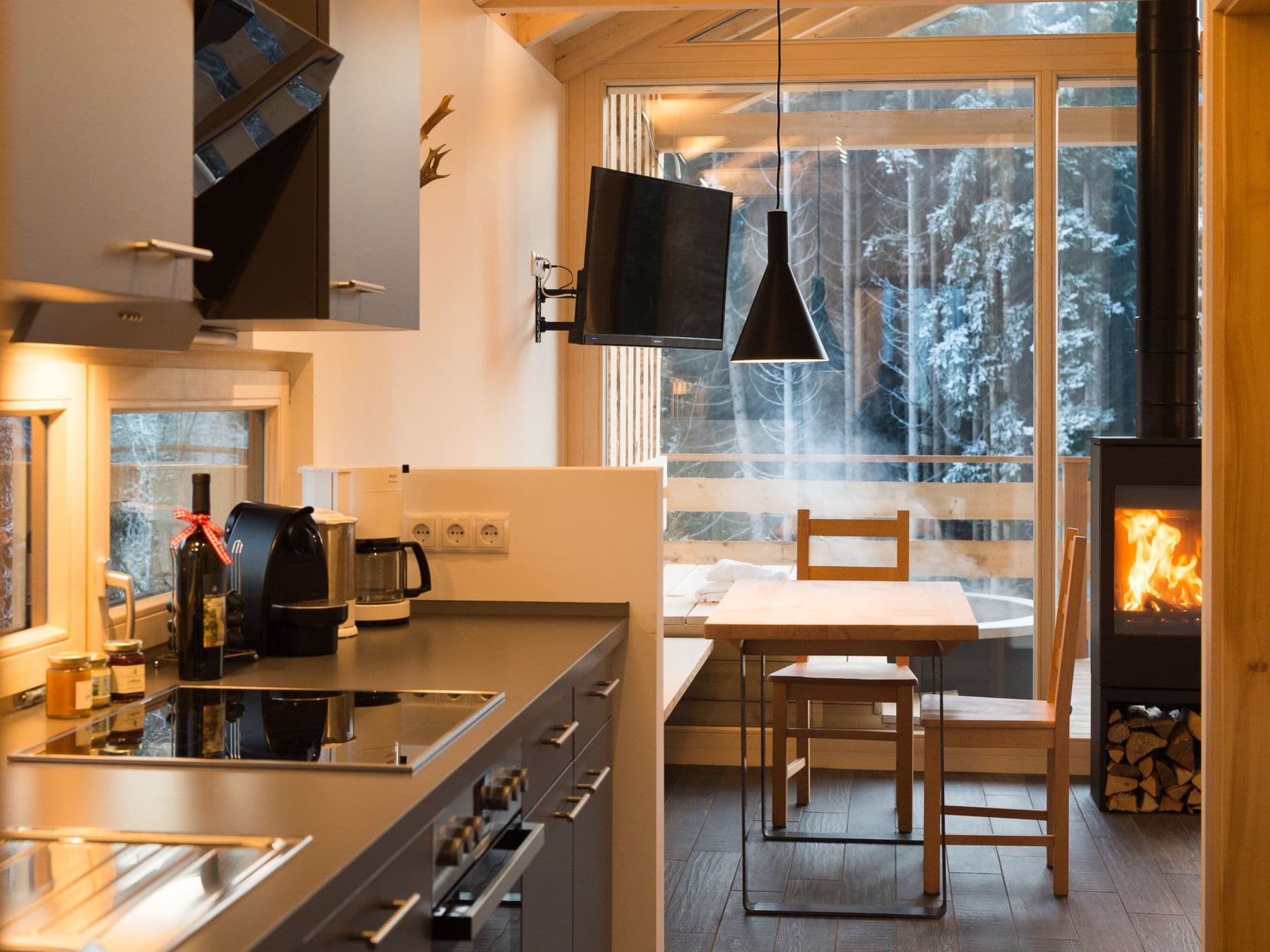 Kitchen / Dining Room