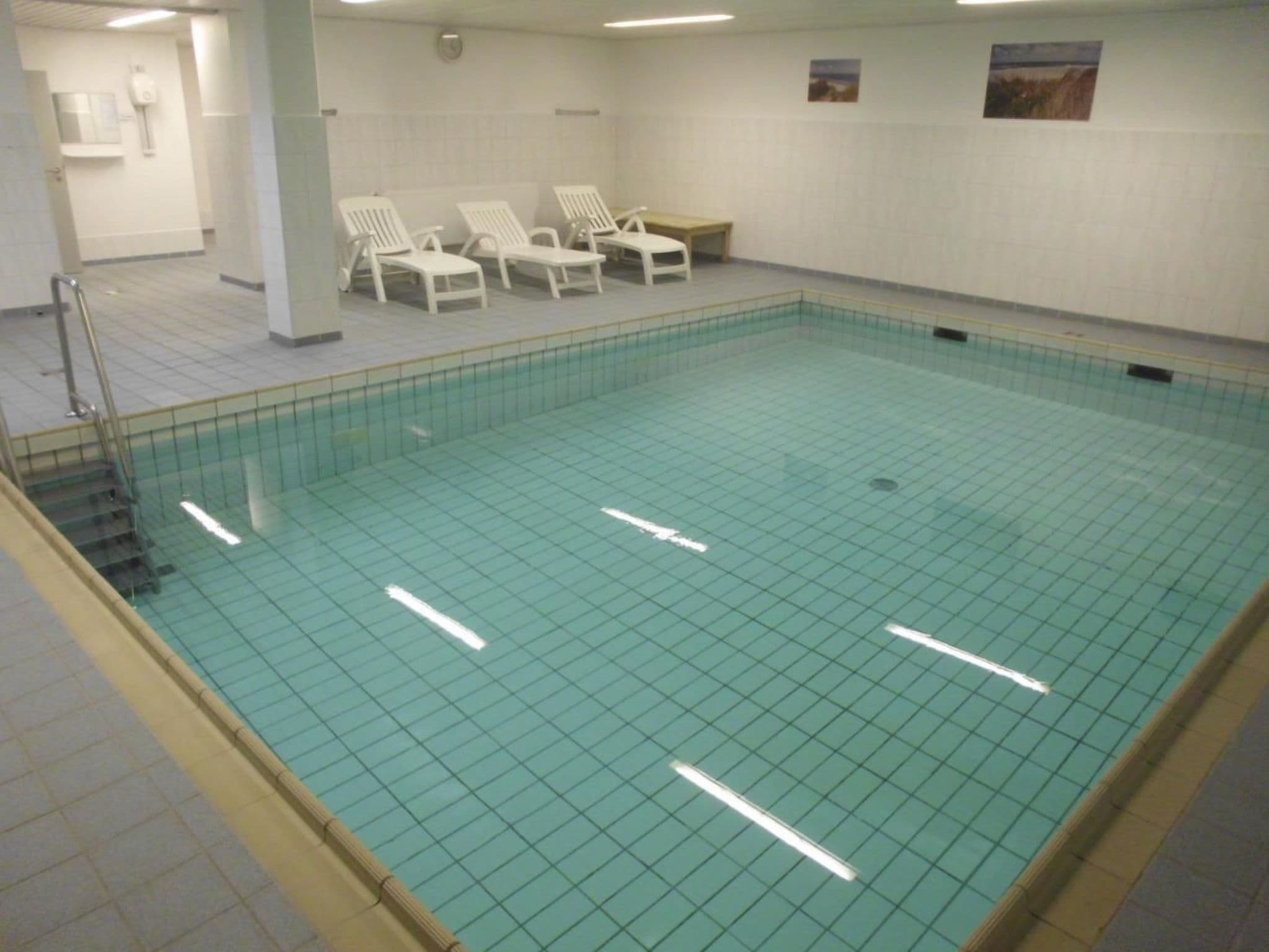 Pool Indoor
