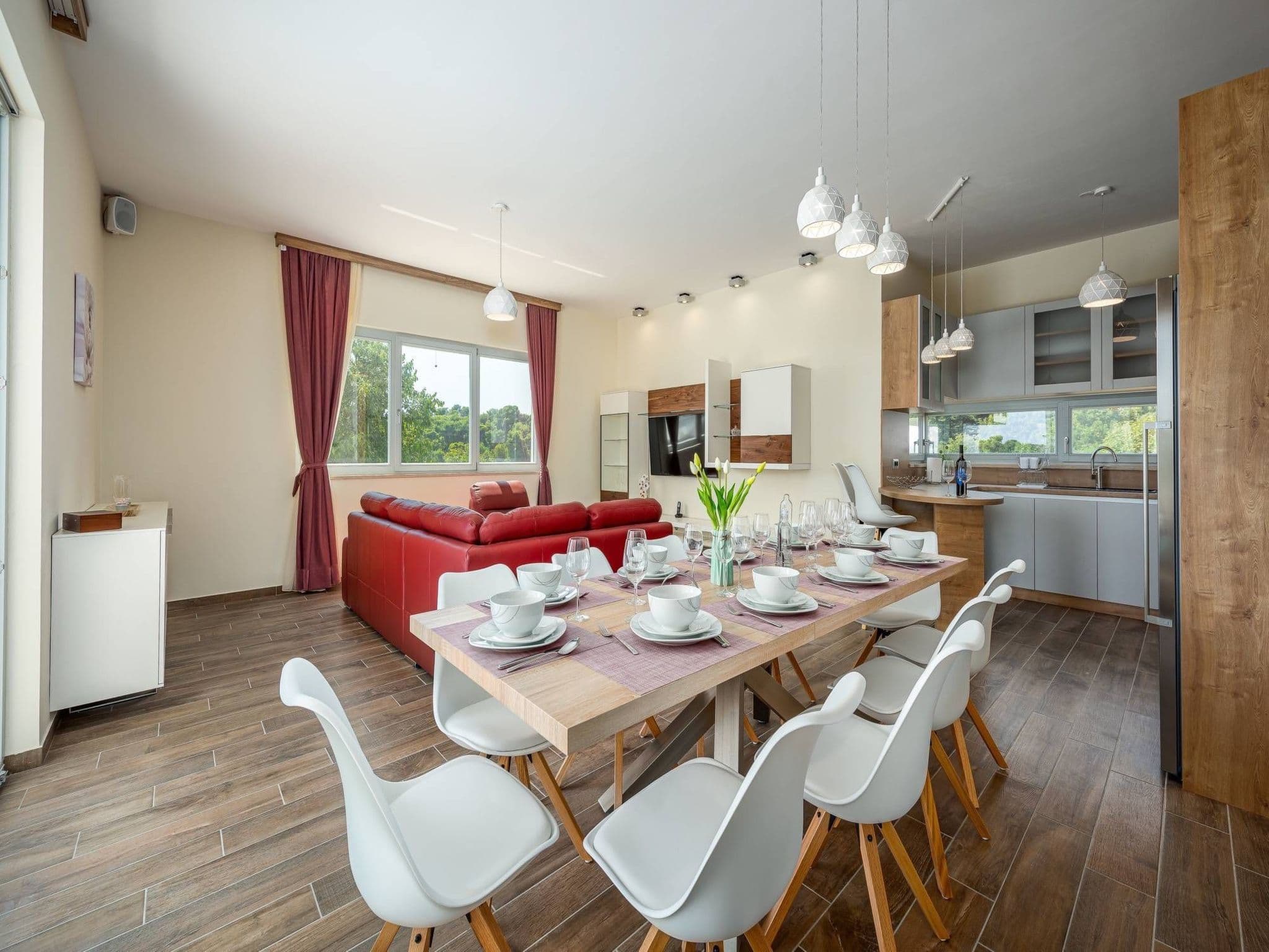 Kitchen / Dining Room