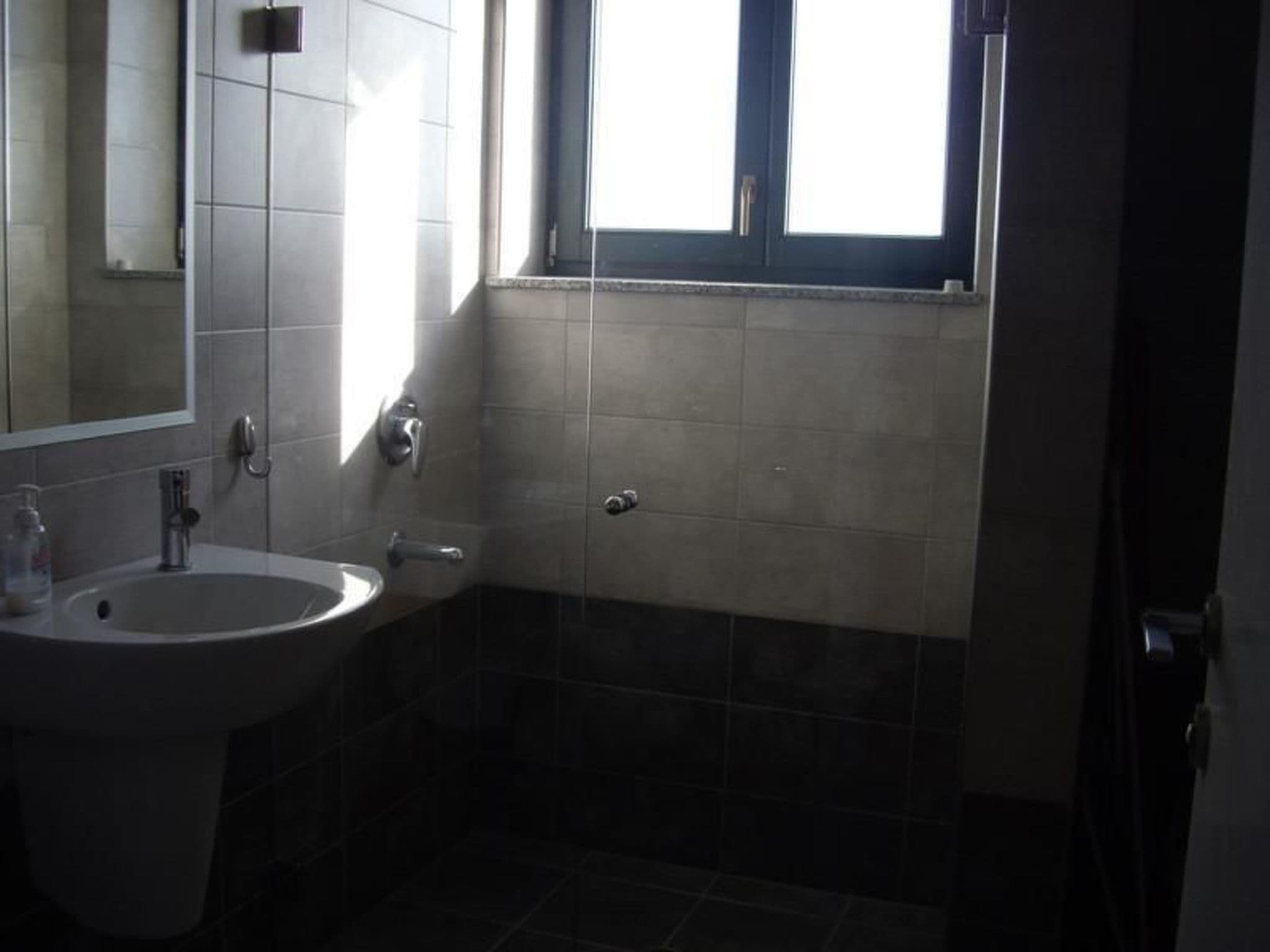 Gallery Image 19