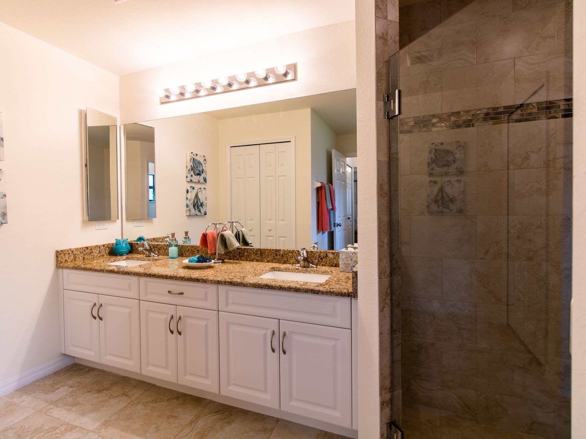 Bathroom / Wellness