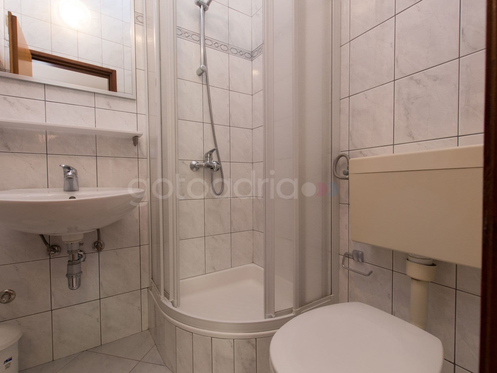 Gallery Image 16