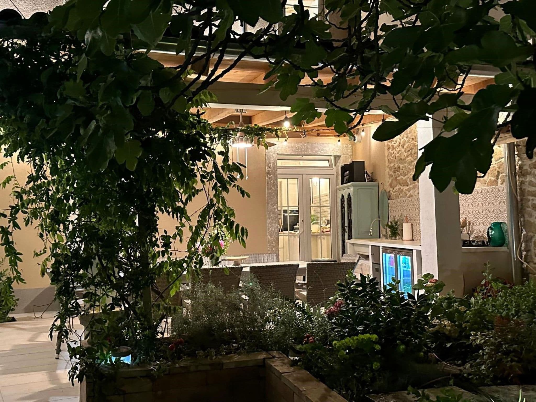 Gallery Image 13