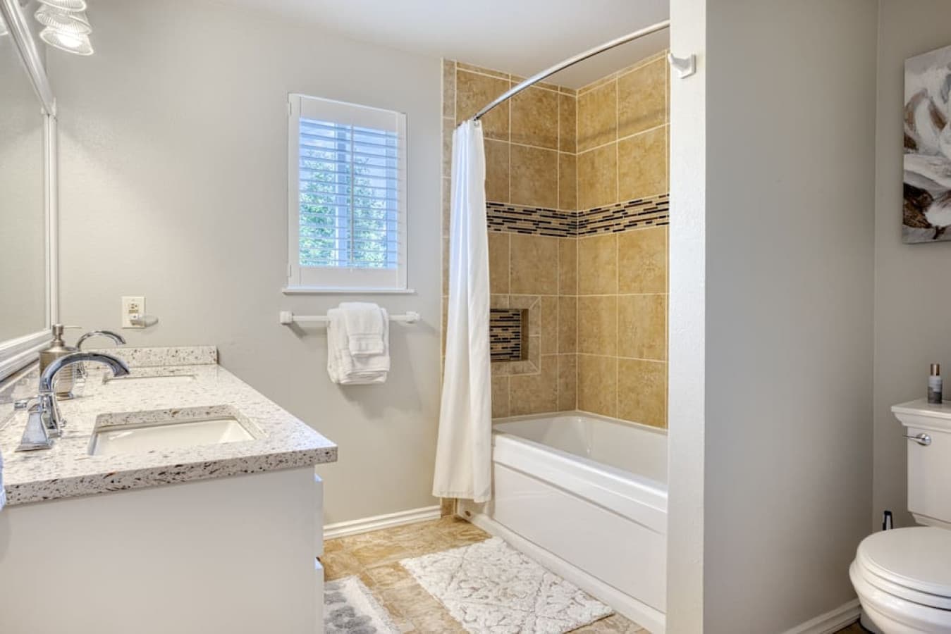 Full bathroom on top floor with guest door & private master bedroom door