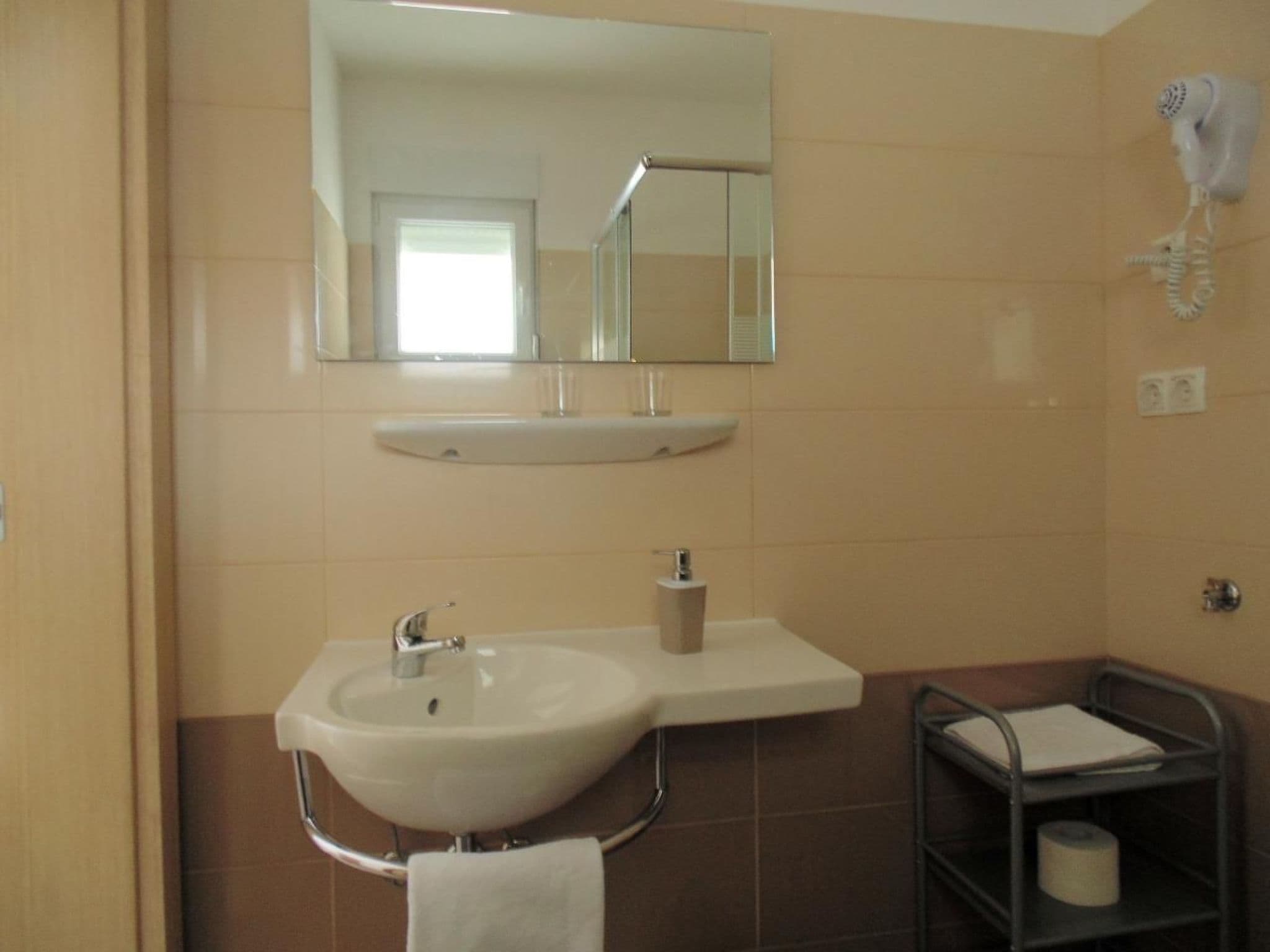 Gallery Image 38