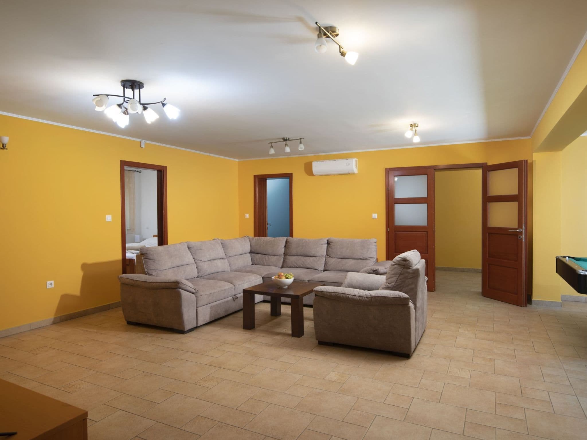 Gallery Image 18