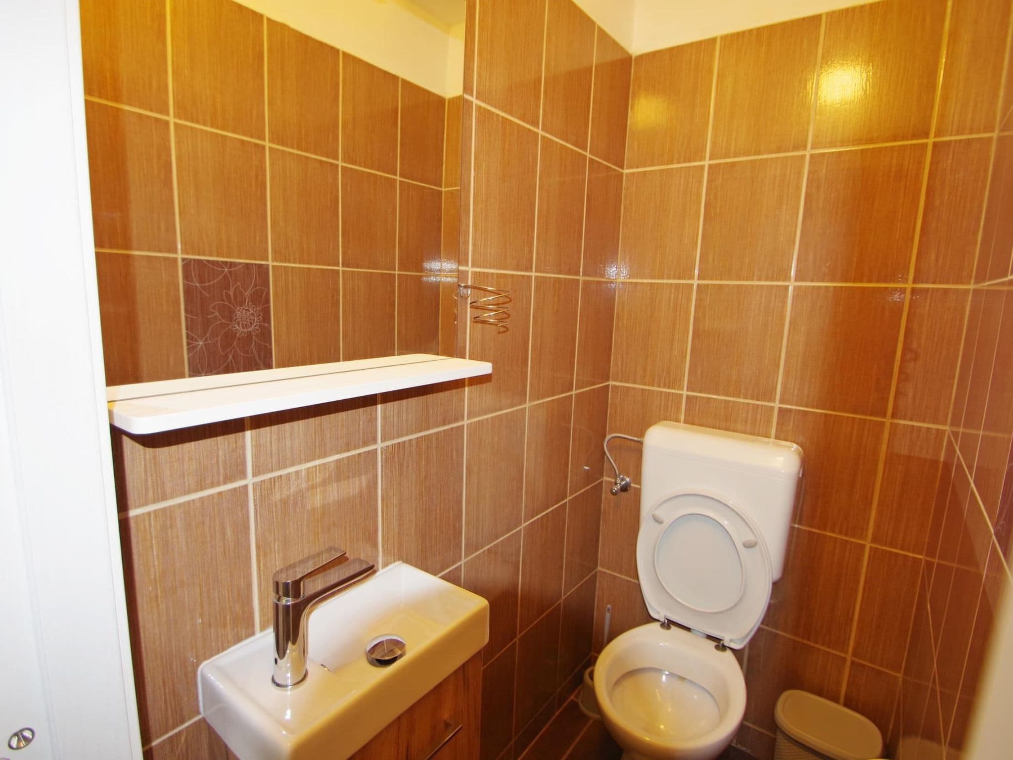 Gallery Image 24