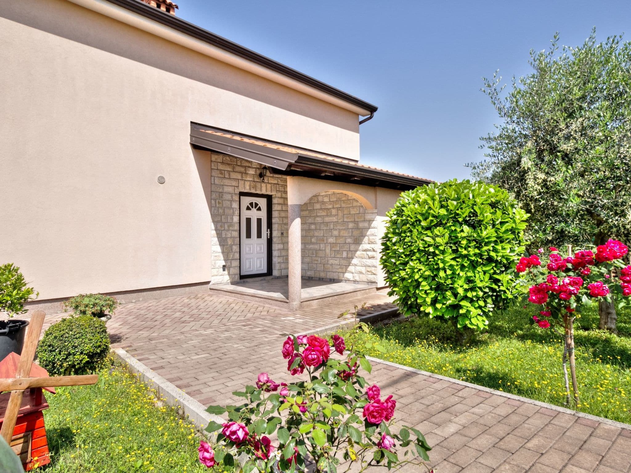 Gallery Image 6