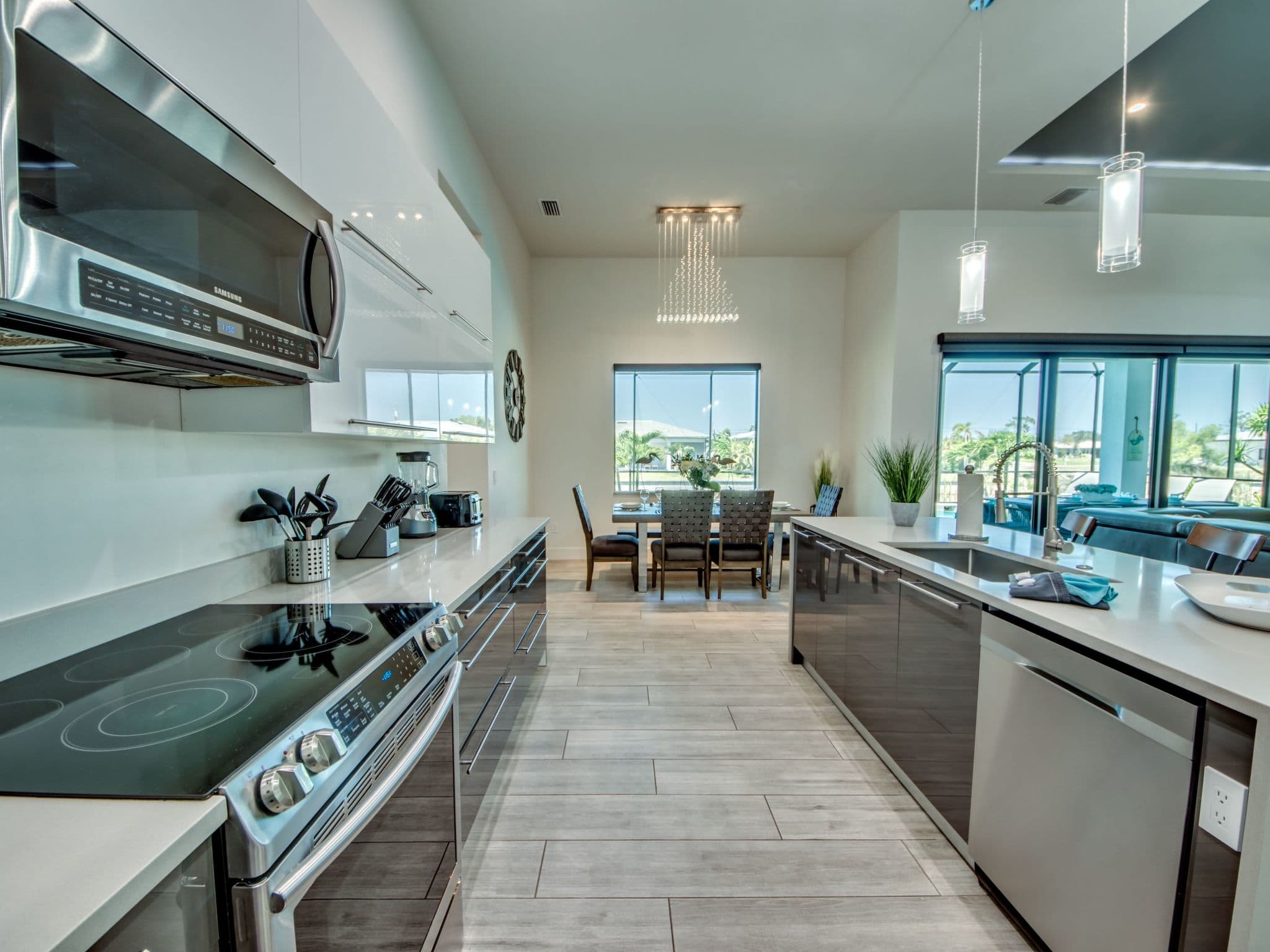 Kitchen / Dining Room