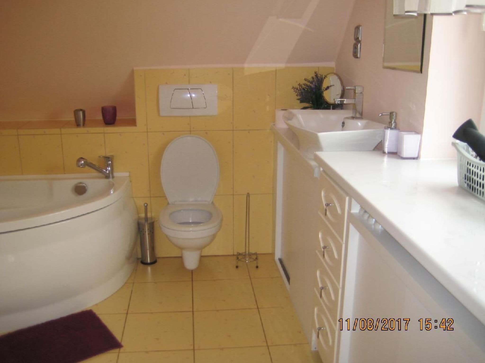 Gallery Image 21