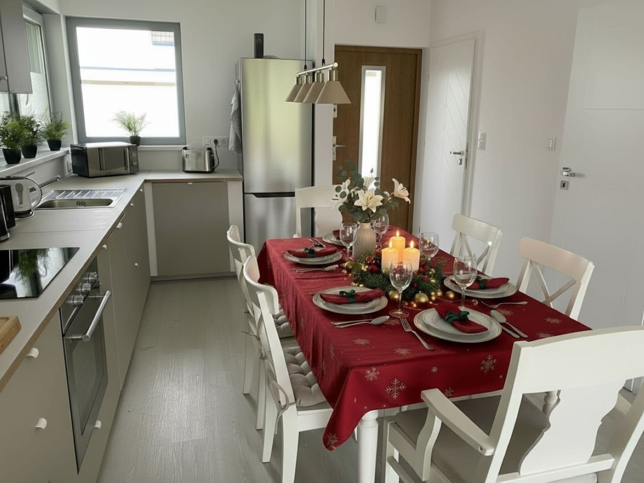 Kitchen / Dining Room
