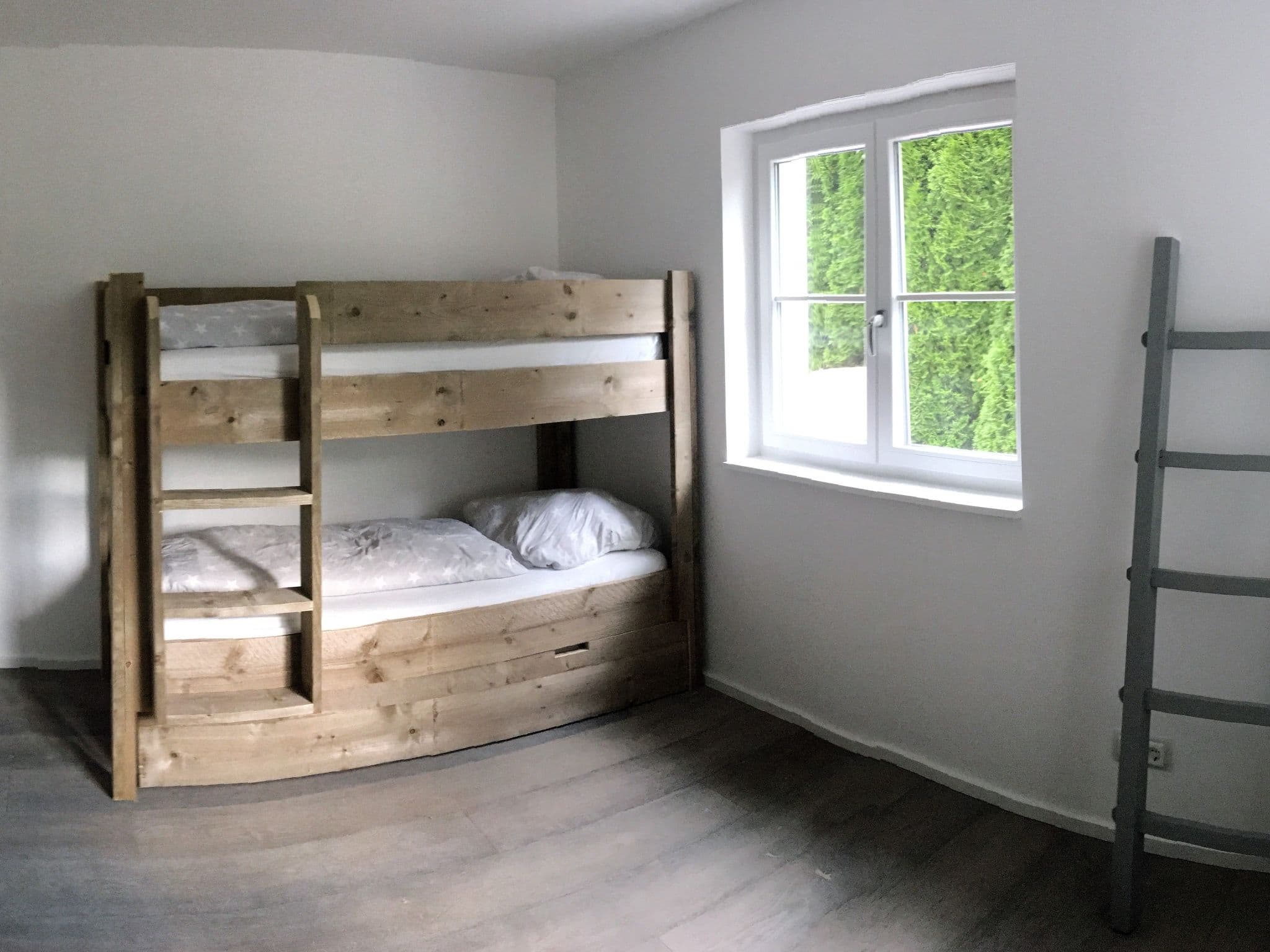 Gallery Image 12