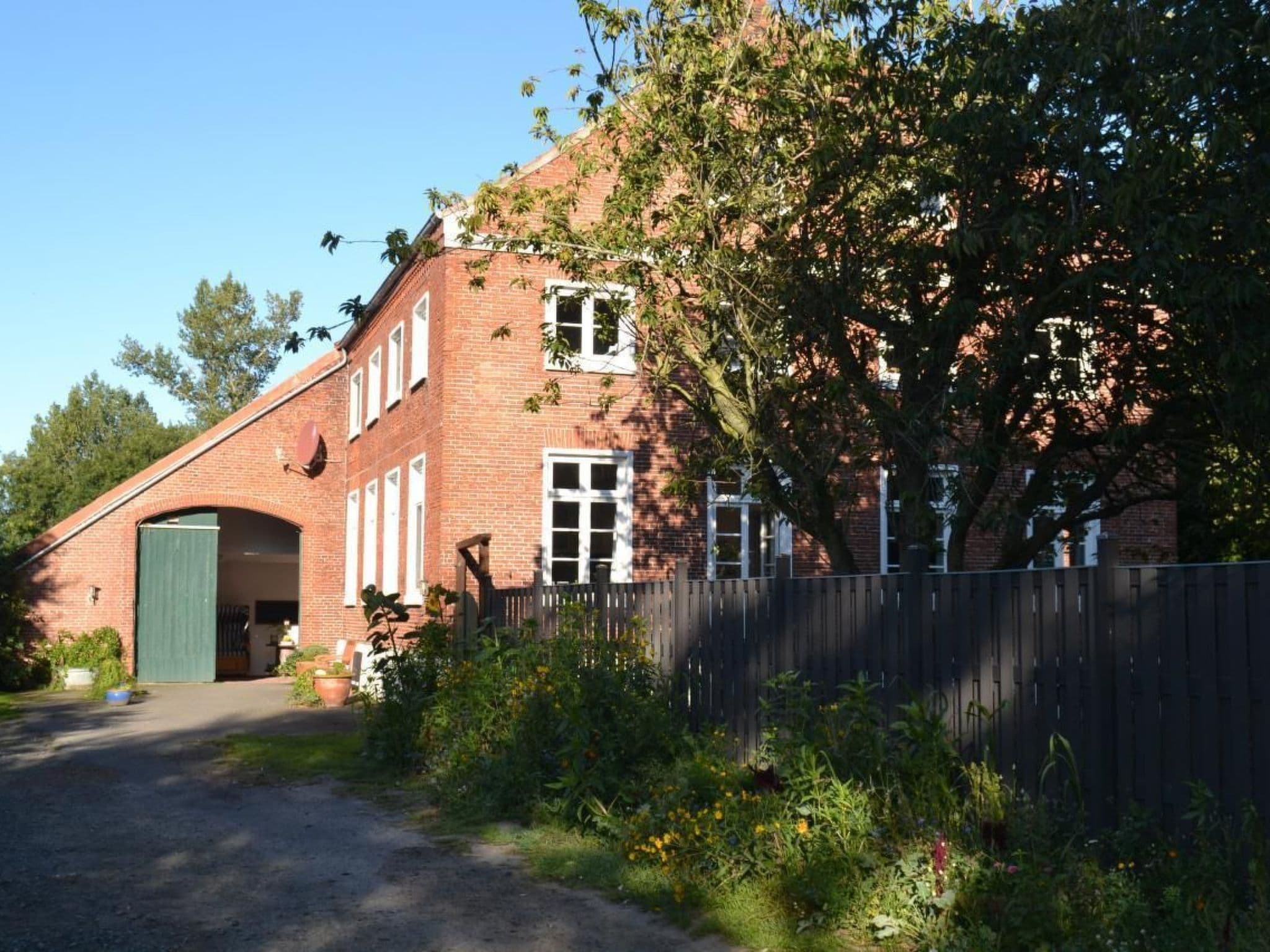 Gallery Image 19
