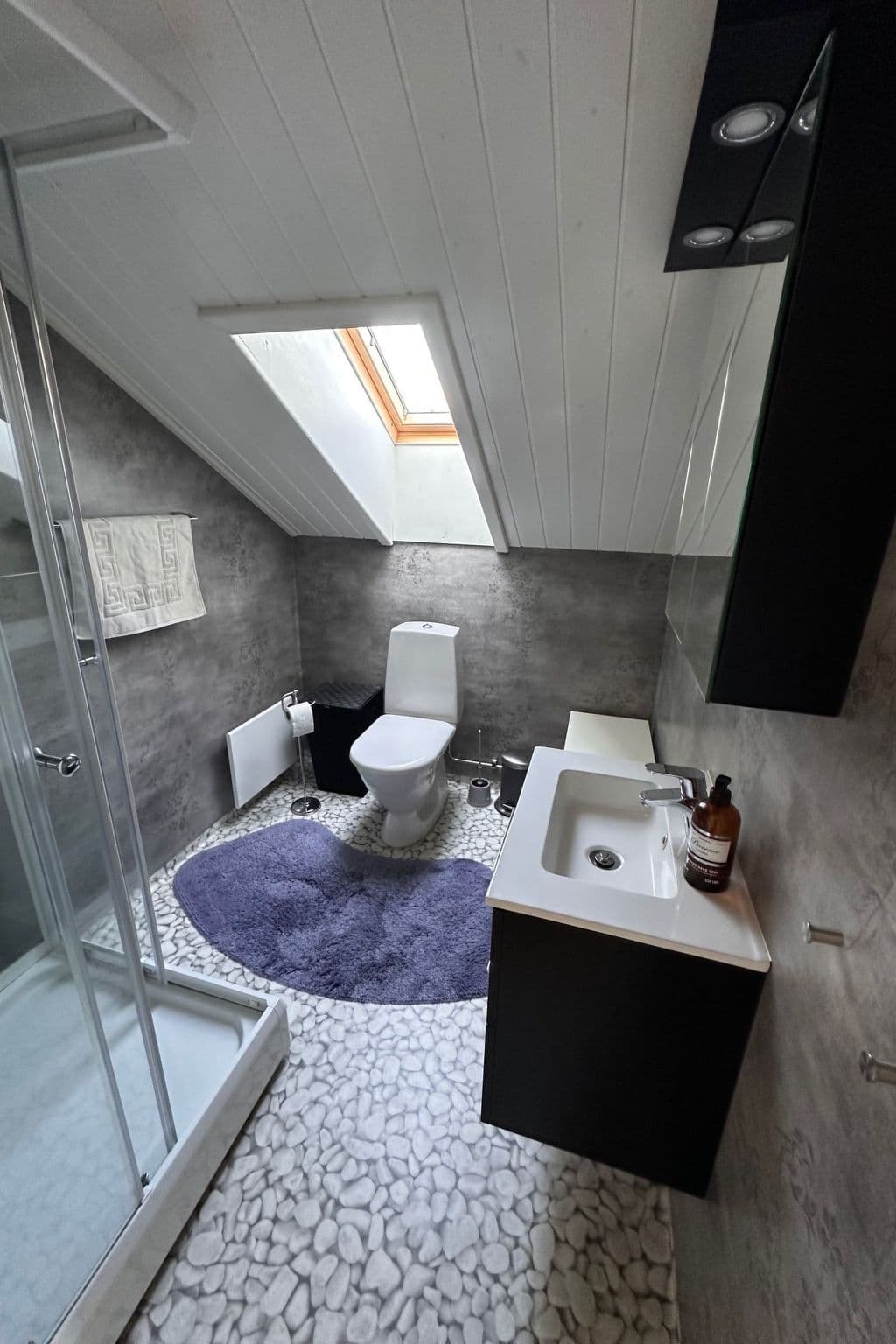 Gallery Image 6