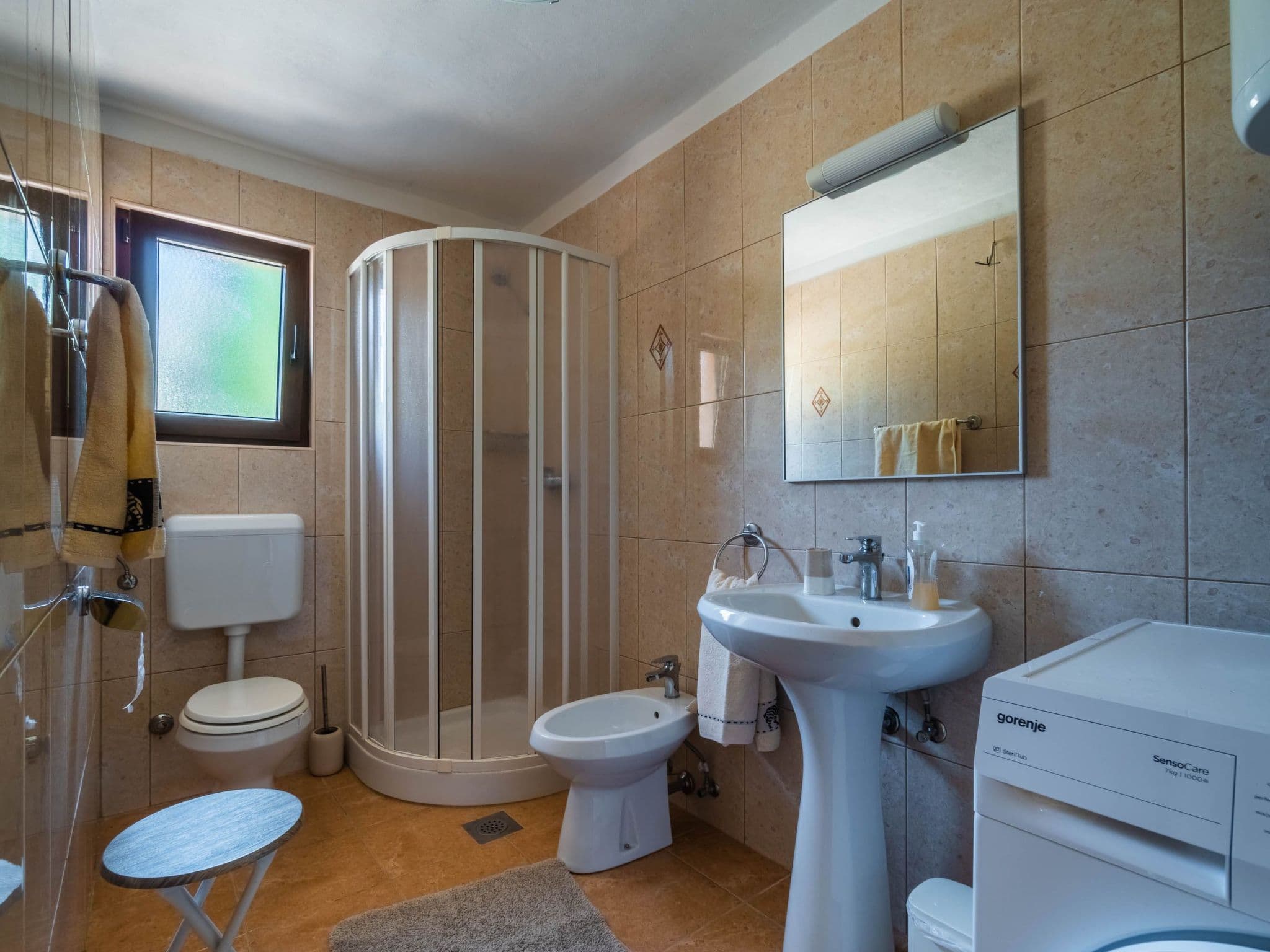 Bathroom / Wellness