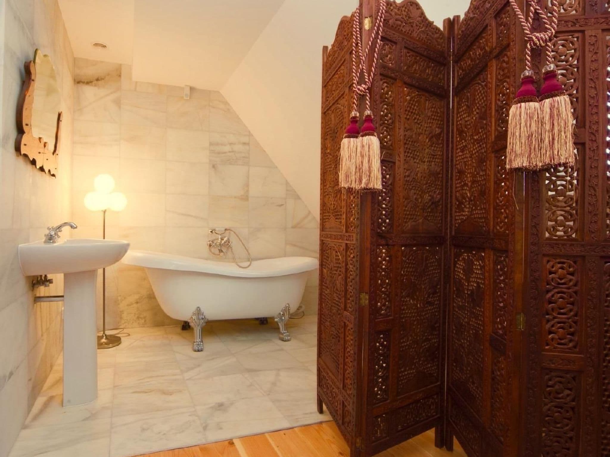 Bathroom / Wellness