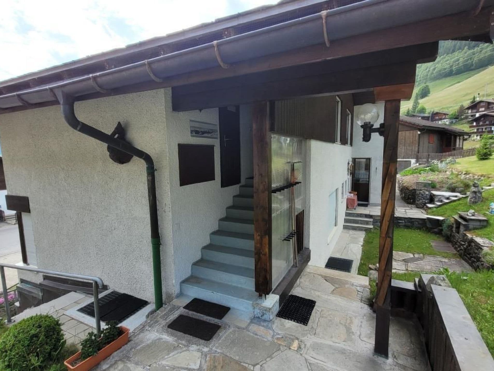 Gallery Image 14