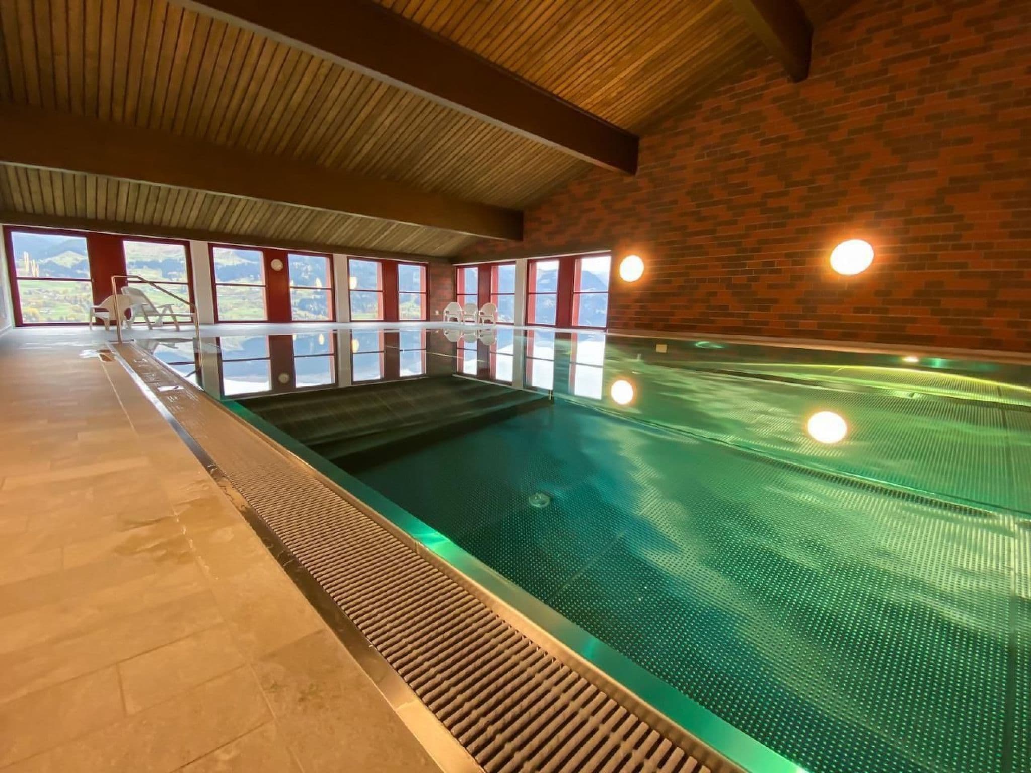 Pool Indoor