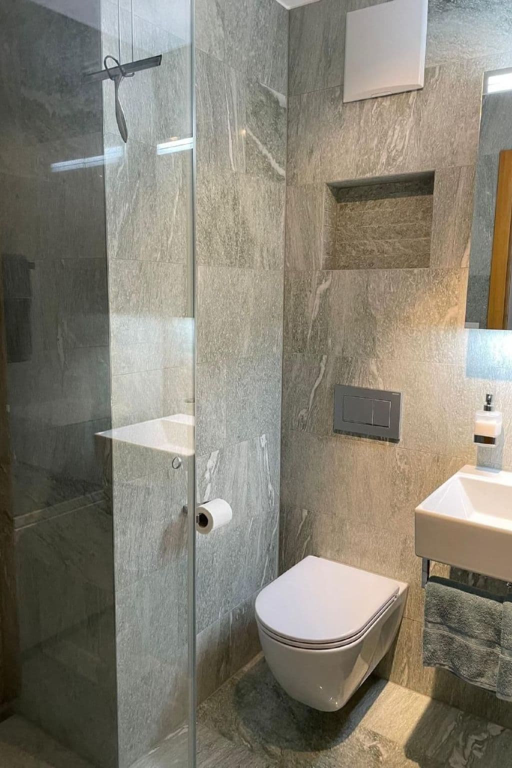 Bathroom / Wellness