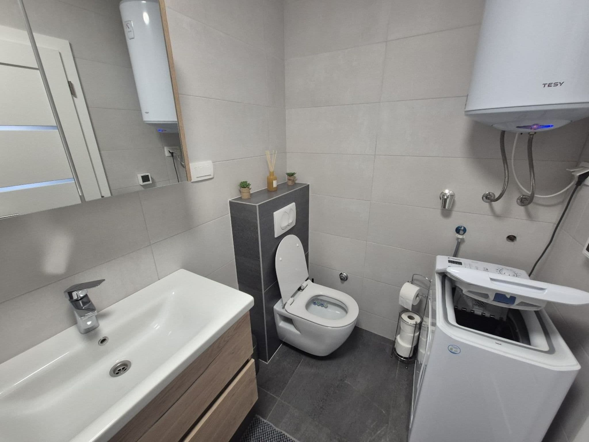 Bathroom / Wellness
