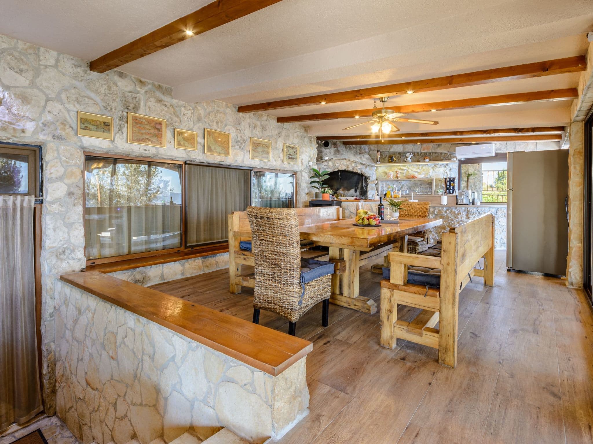 Kitchen / Dining Room