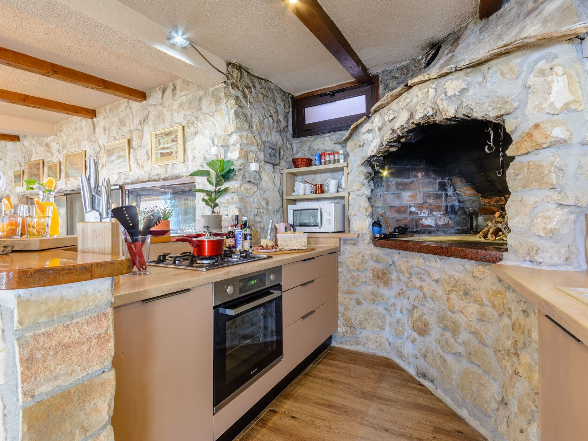 Kitchen / Dining Room