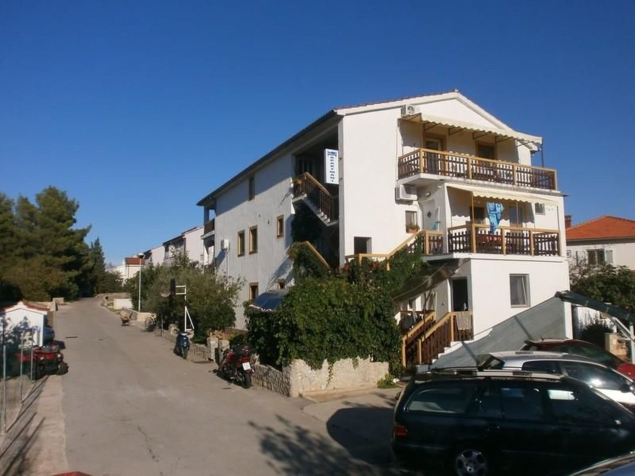 Gallery Image 22