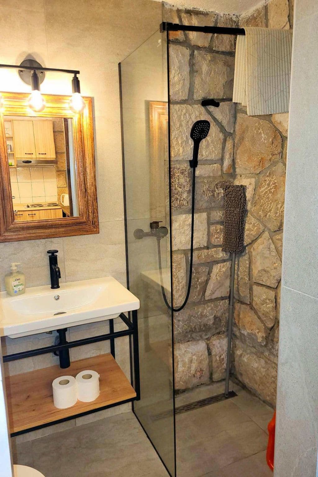 Gallery Image 20