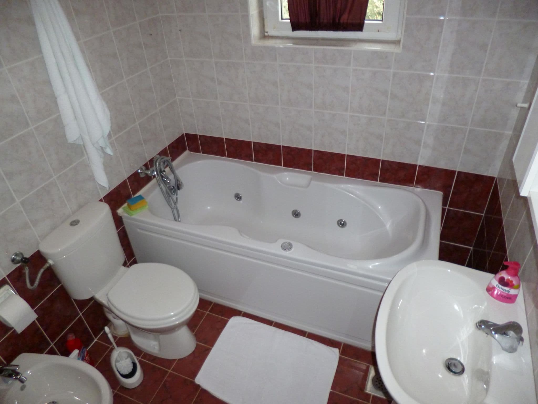 Bathroom / Wellness