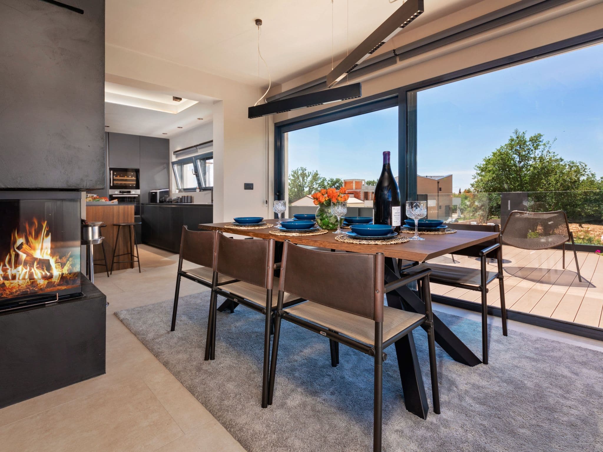 Kitchen / Dining Room