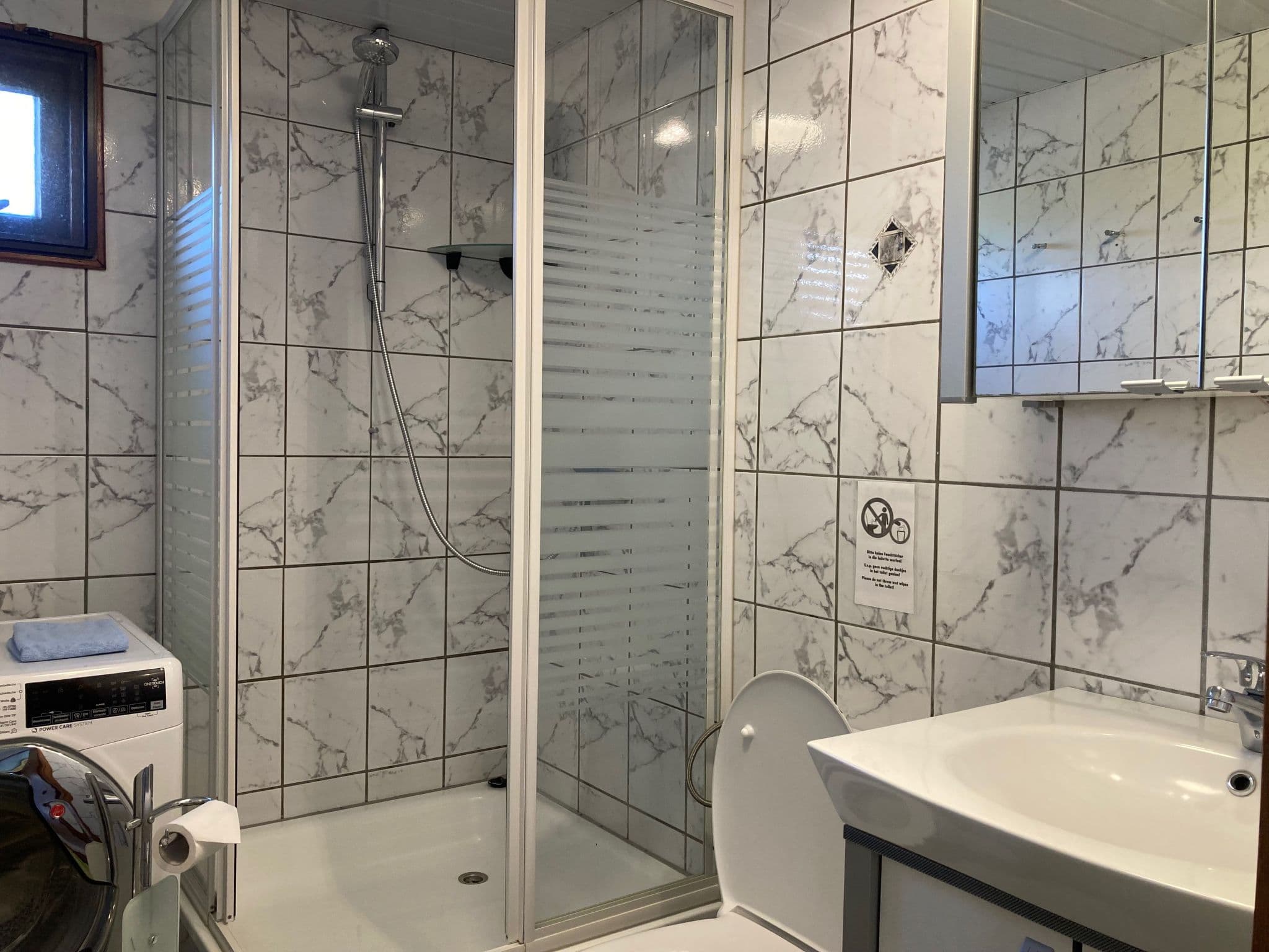 Bathroom / Wellness