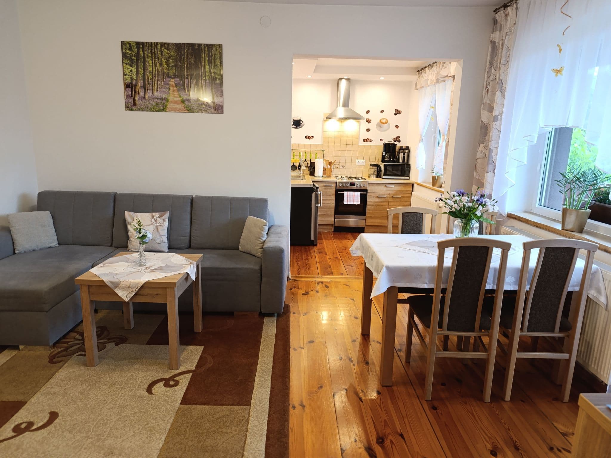 Kitchen / Dining Room