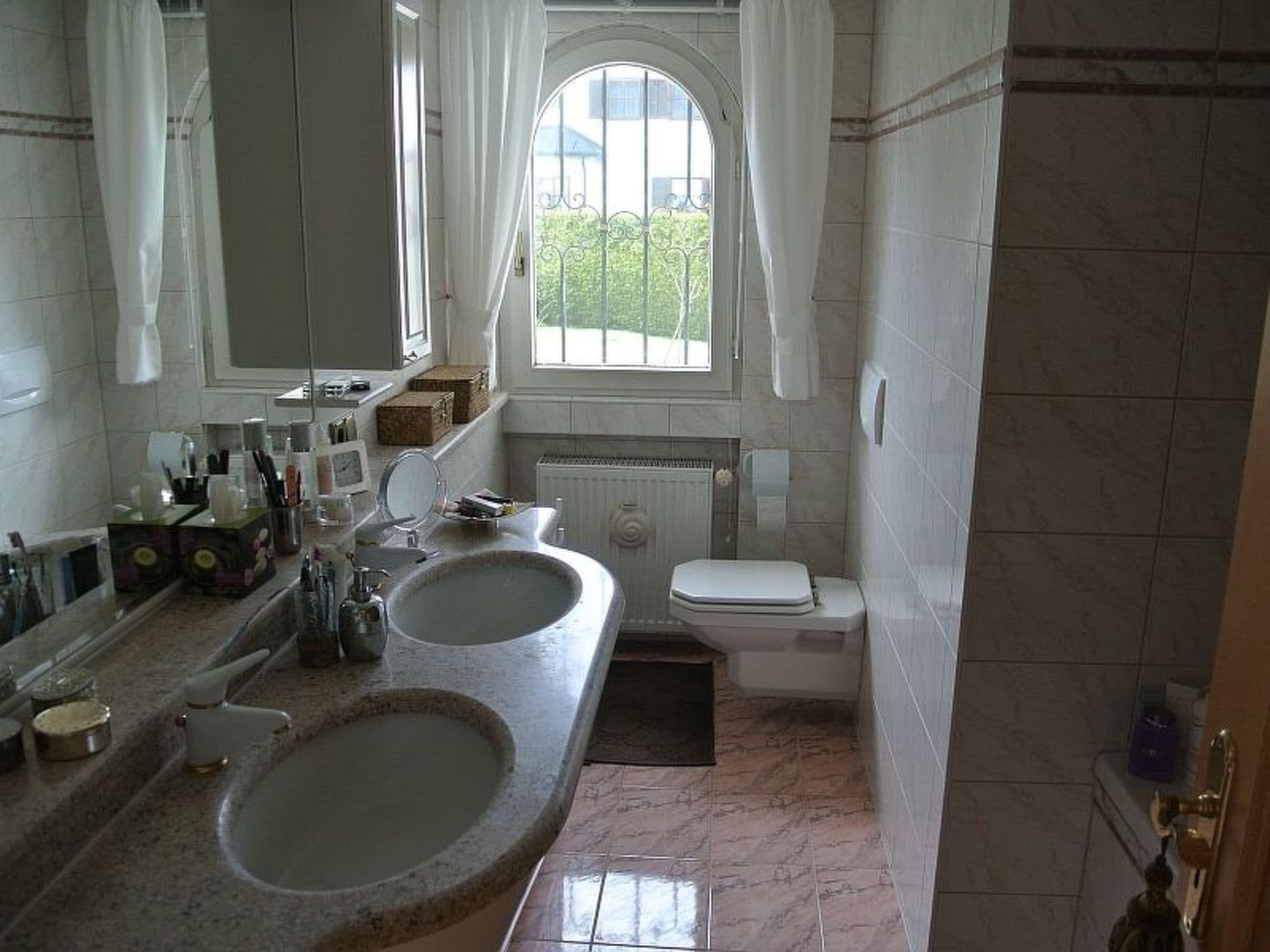 Gallery Image 23
