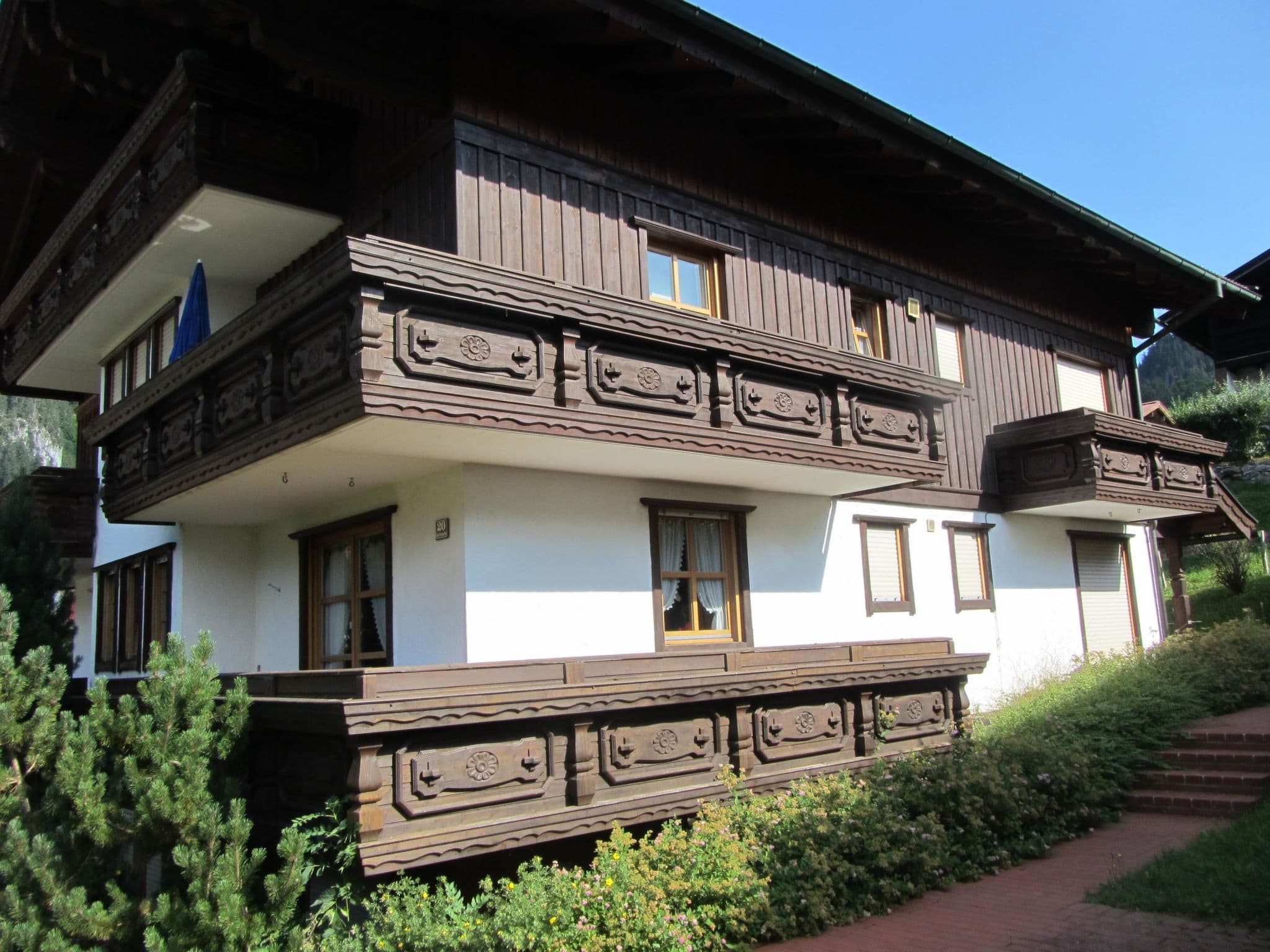 Gallery Image 1