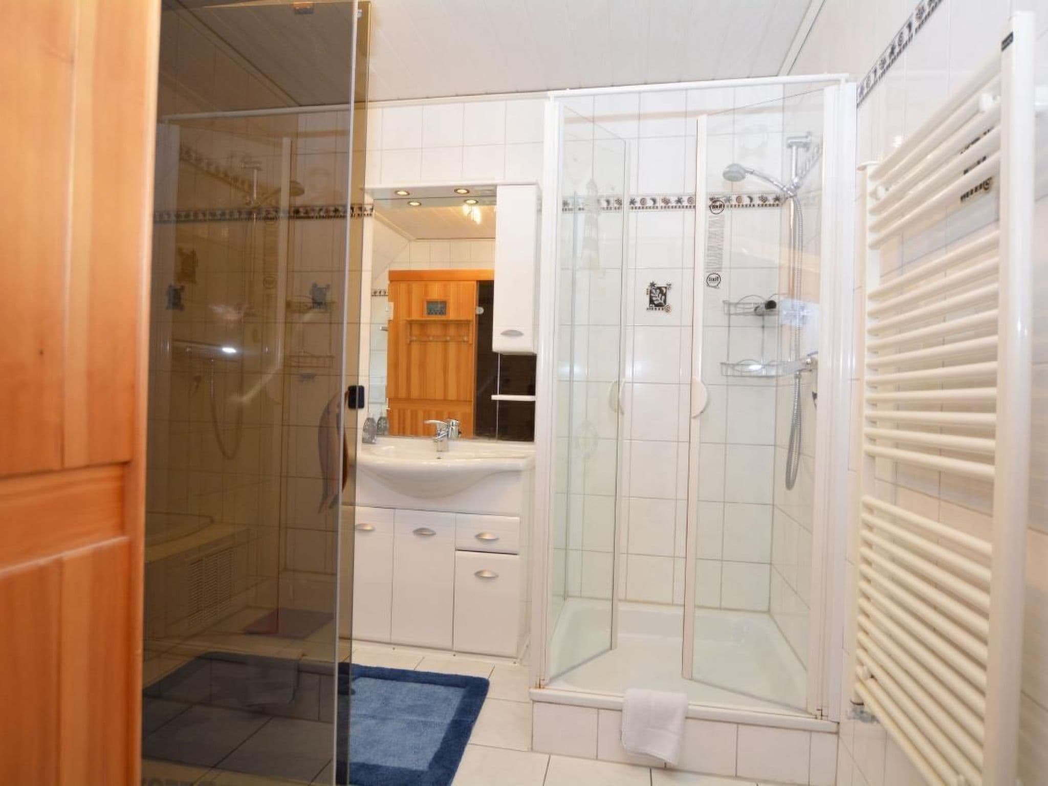 Gallery Image 15
