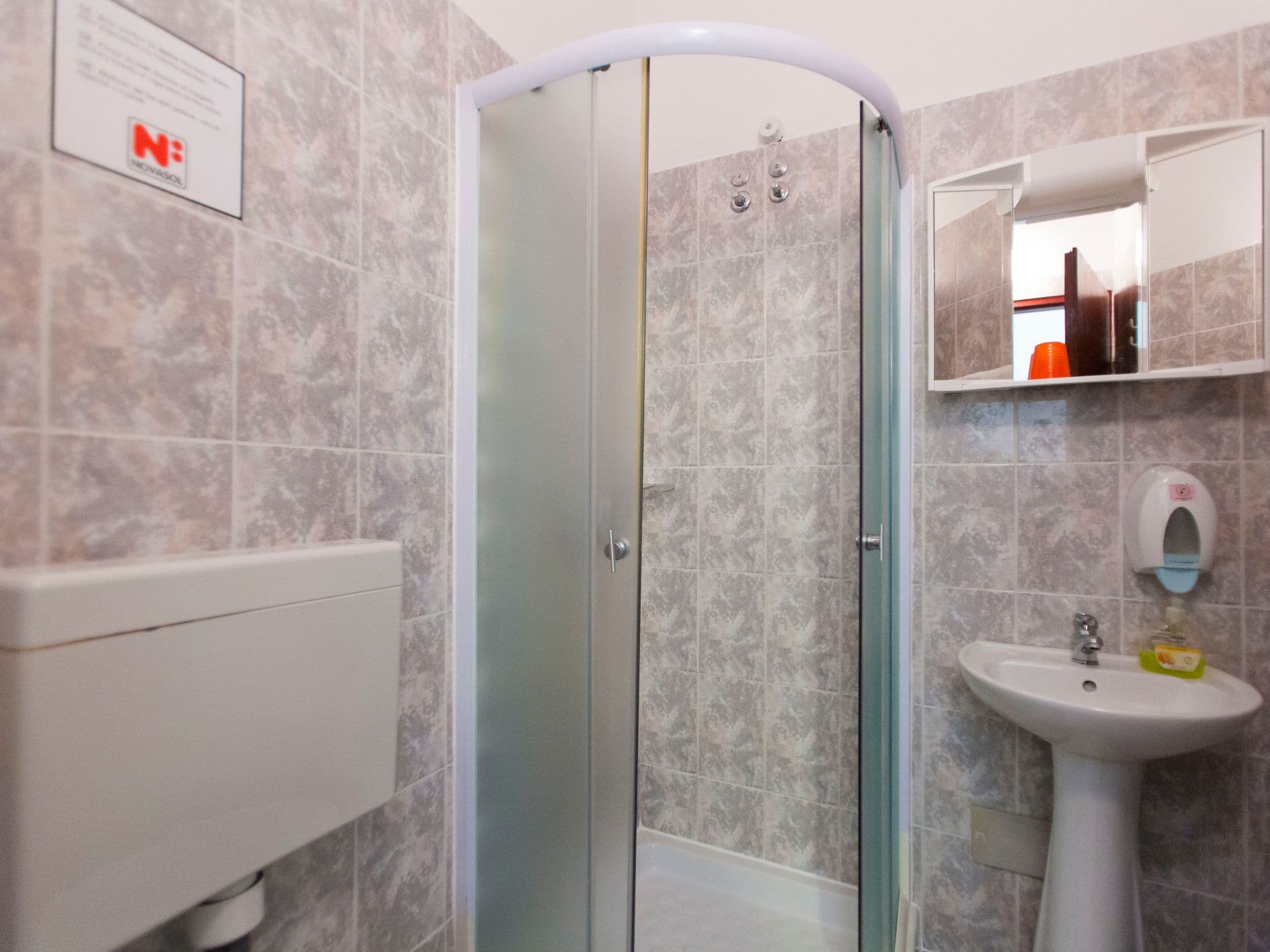 Bathroom / Wellness