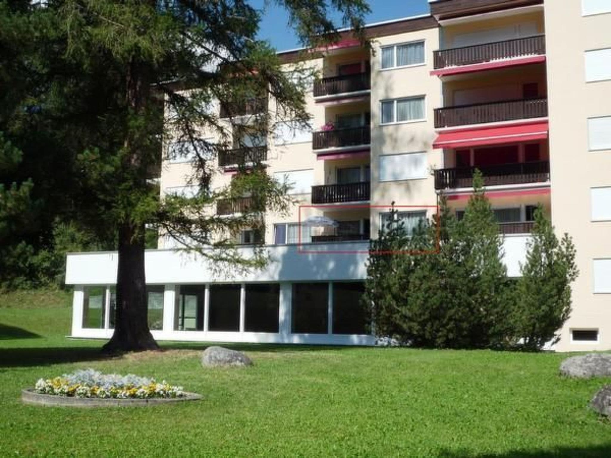 Gallery Image 13