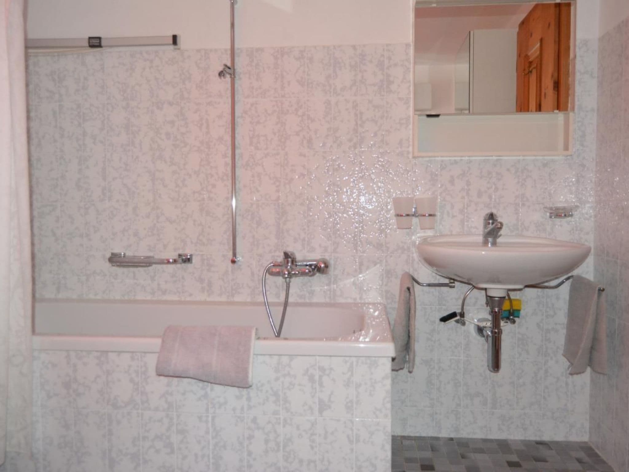 Gallery Image 15