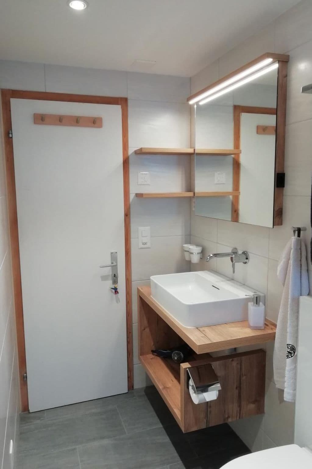 Bathroom / Wellness