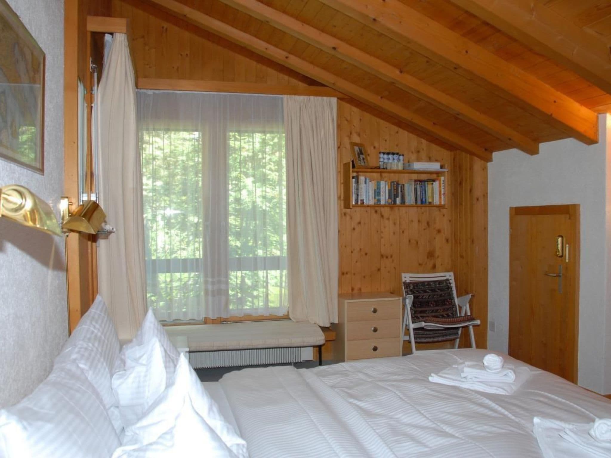 Gallery Image 13