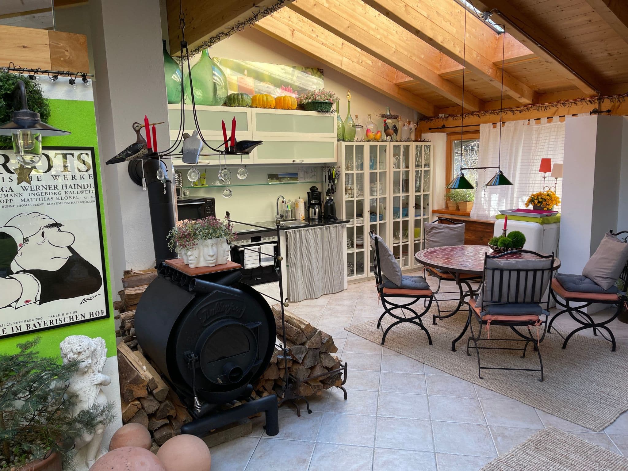 Kitchen / Dining Room