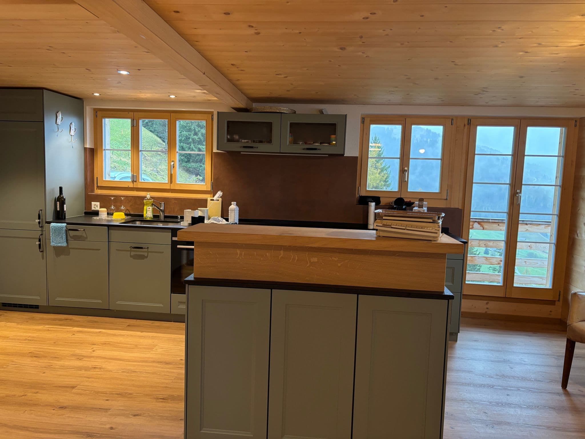 Kitchen / Dining Room