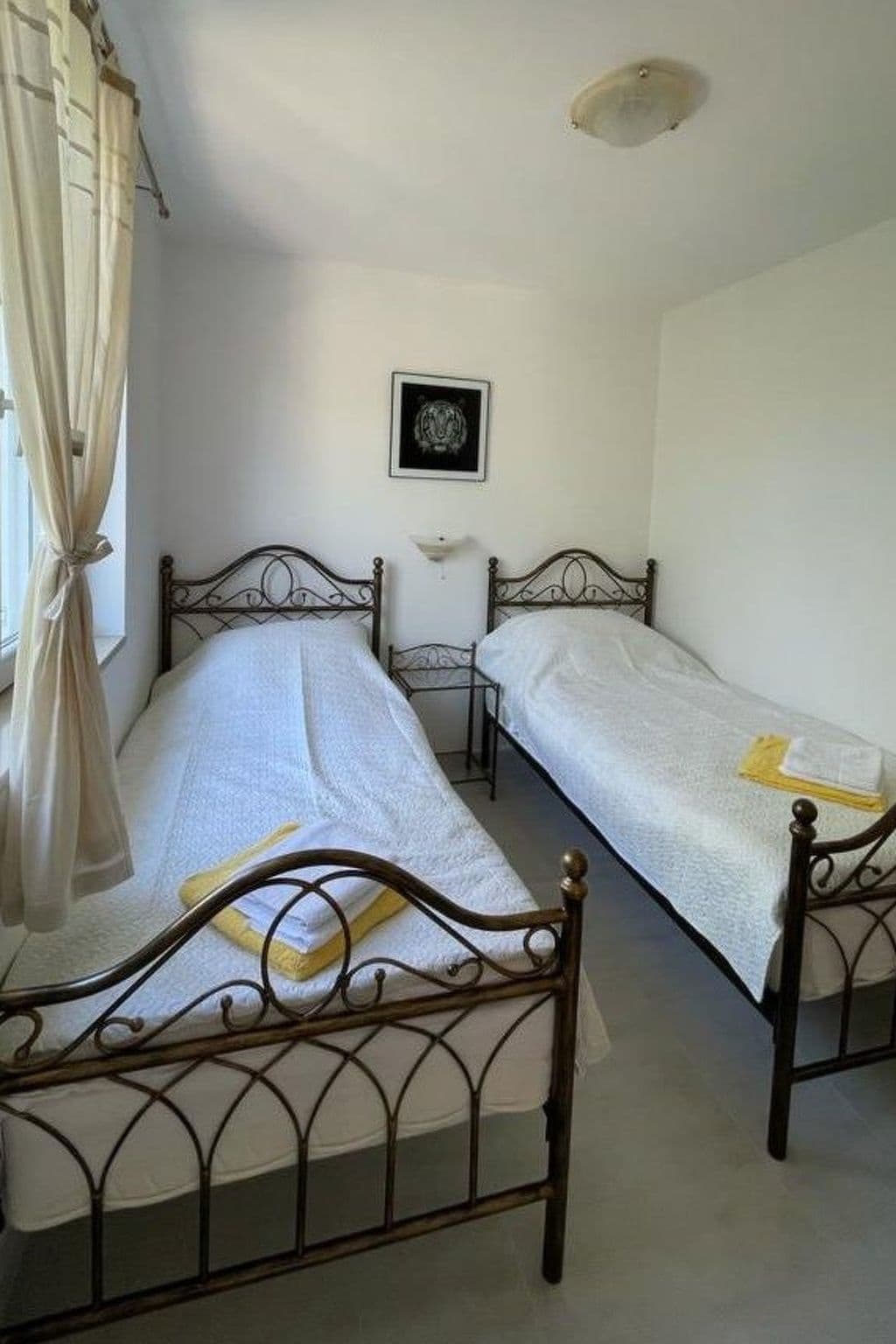 Gallery Image 12