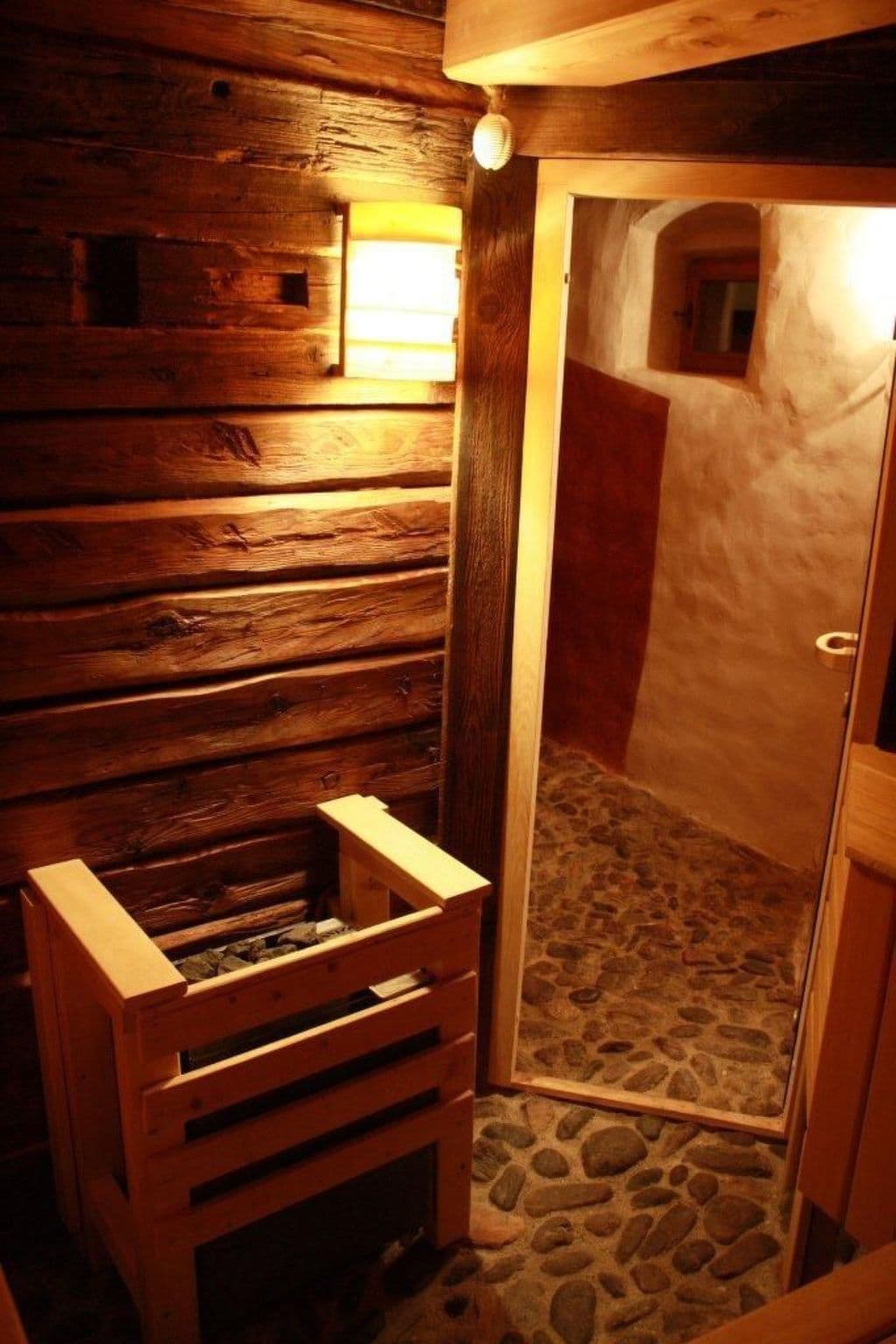 Gallery Image 15