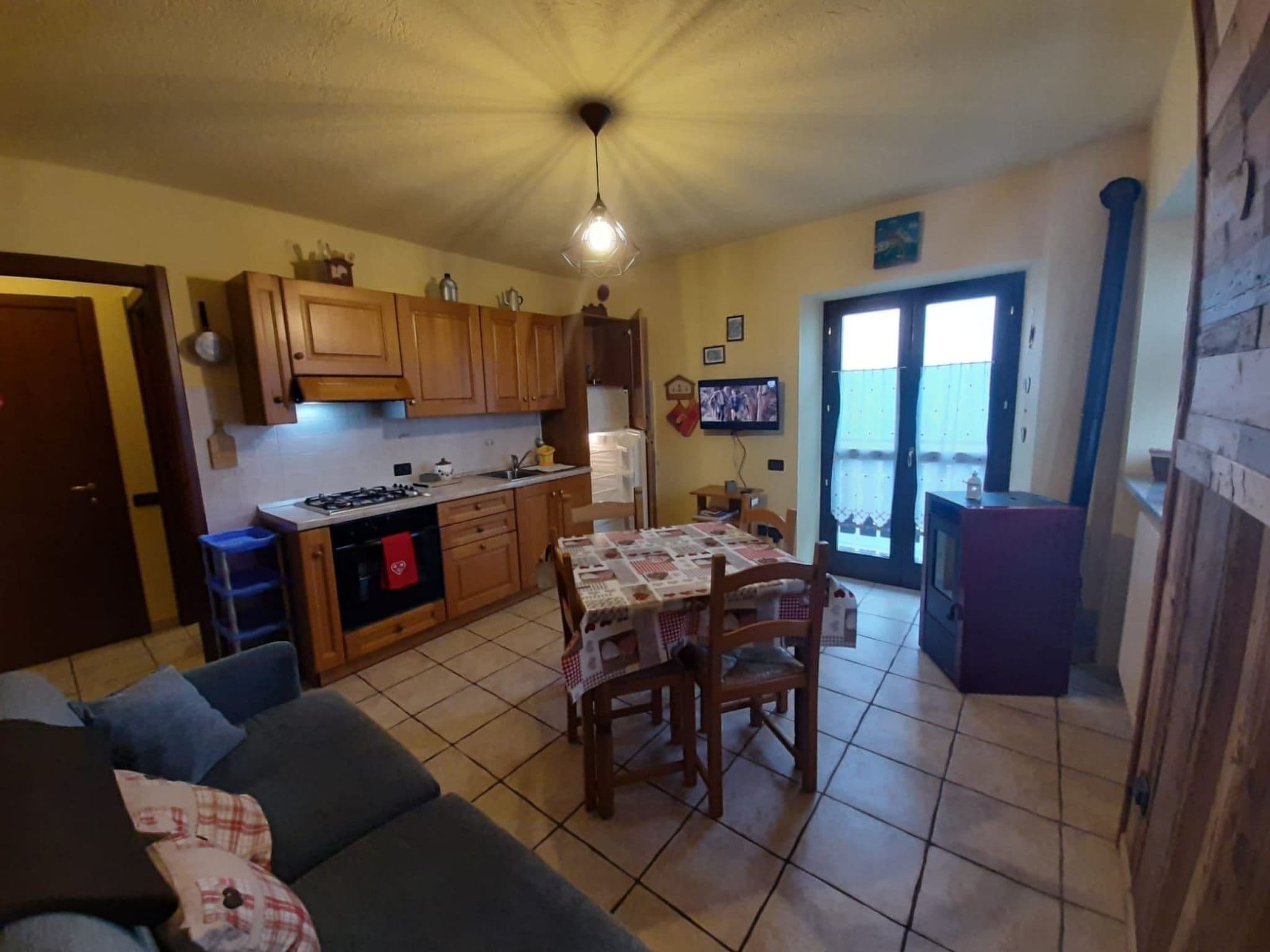 Kitchen / Dining Room