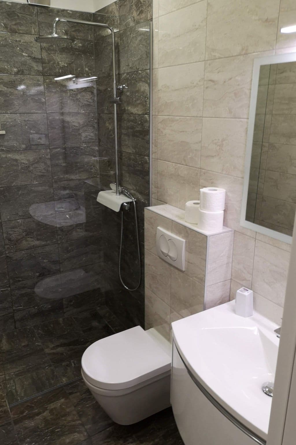 Bathroom / Wellness