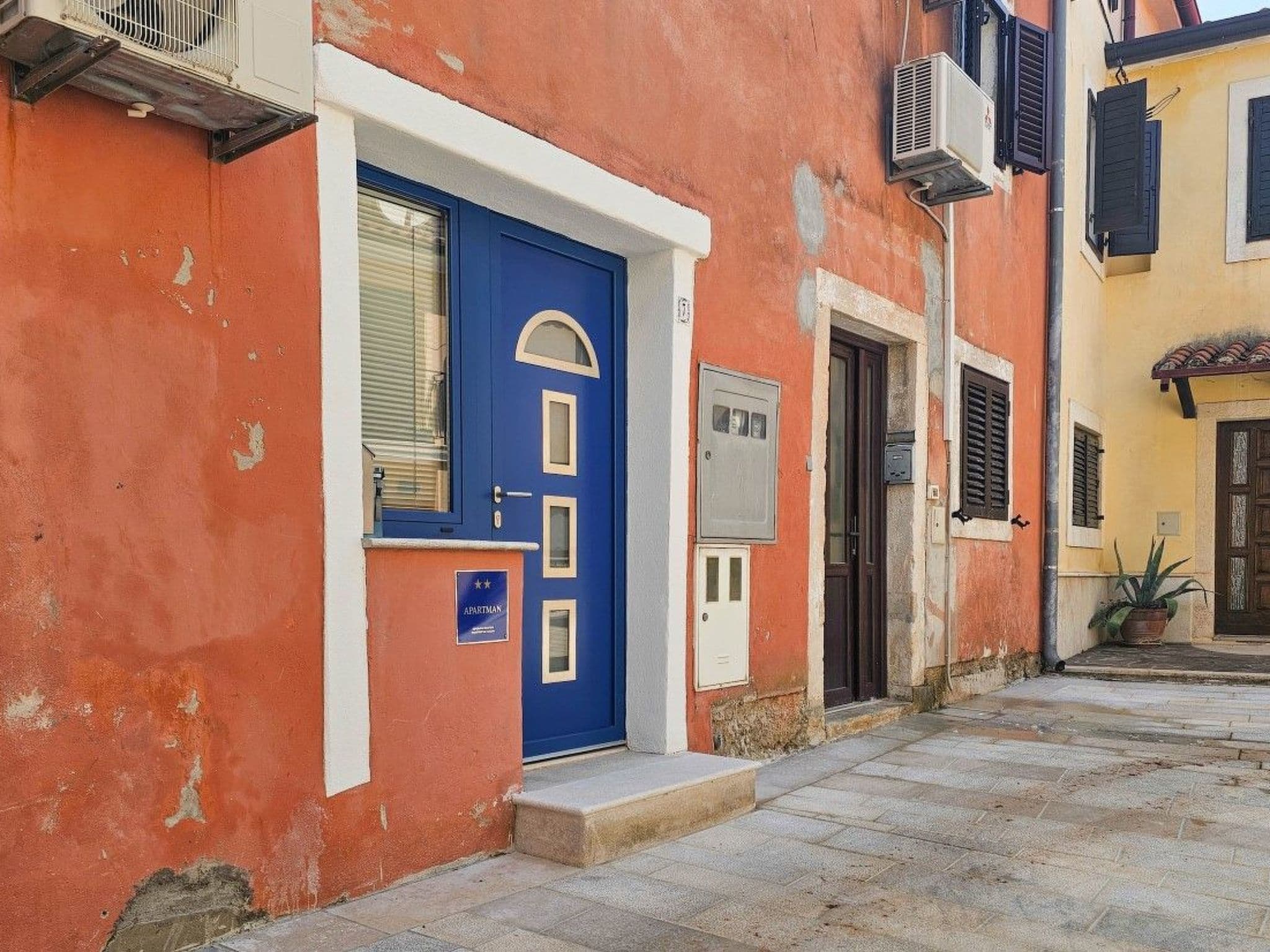 Gallery Image 14