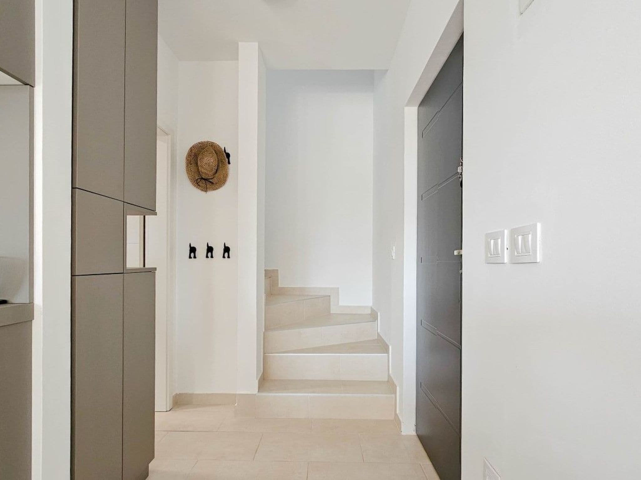 Gallery Image 18